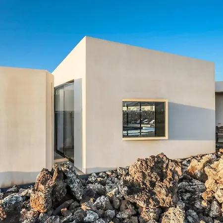 Luxury Vulcano לאחארס