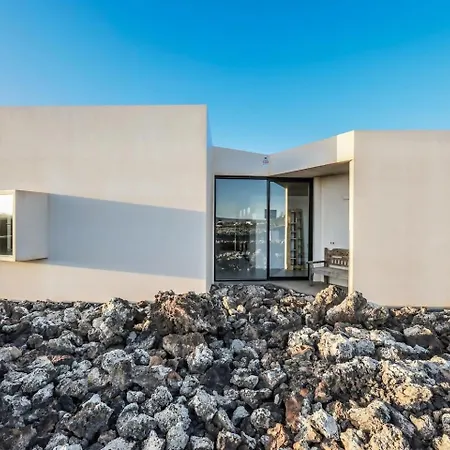 וילה Luxury Vulcano