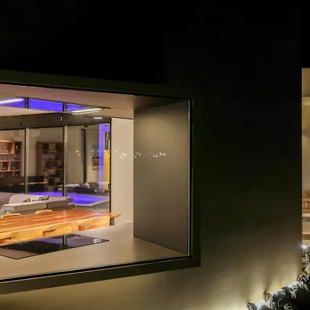 Luxury Vulcano Vila *
